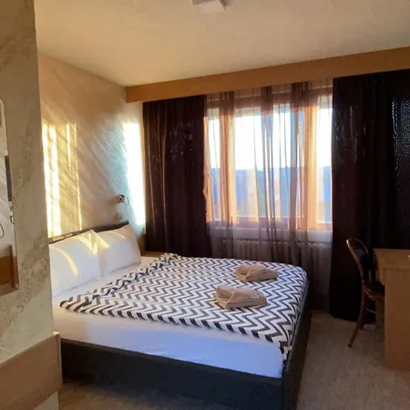 Moment Ξενοδοχείο