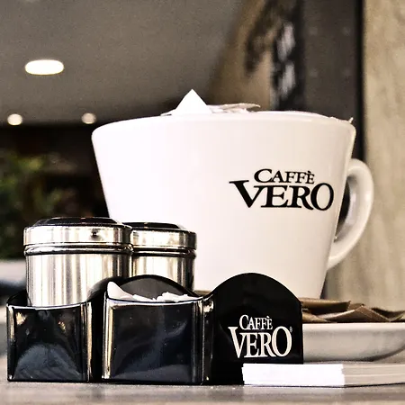 Moment Ξενοδοχείο 2*